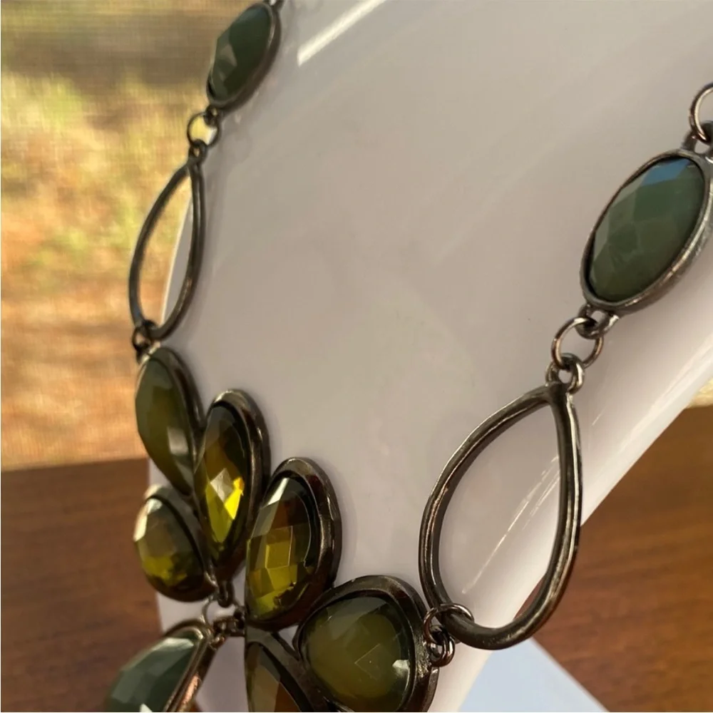 Vintage Green & Gunmetal Faceted Teardrop Statement Necklace